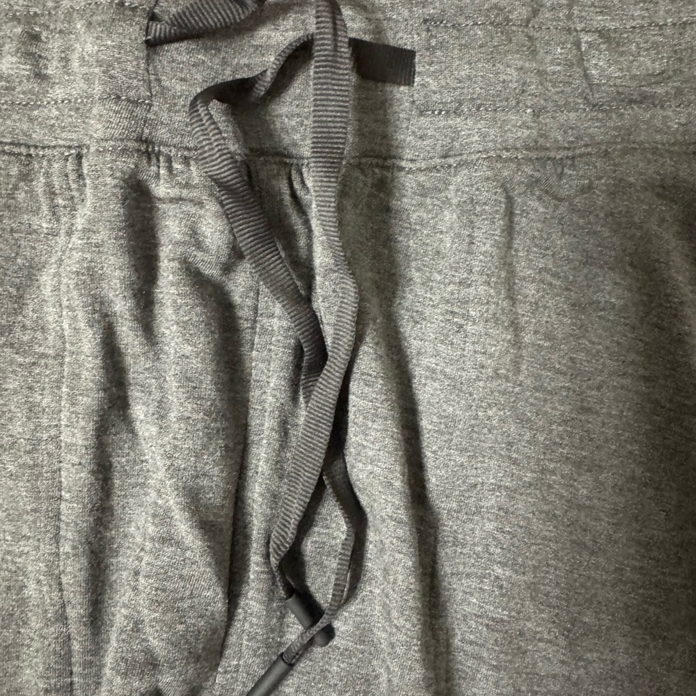 All in Motion Gray Relaxed Fit Athletic Joggers Size L NWT - Picture 7 of 16